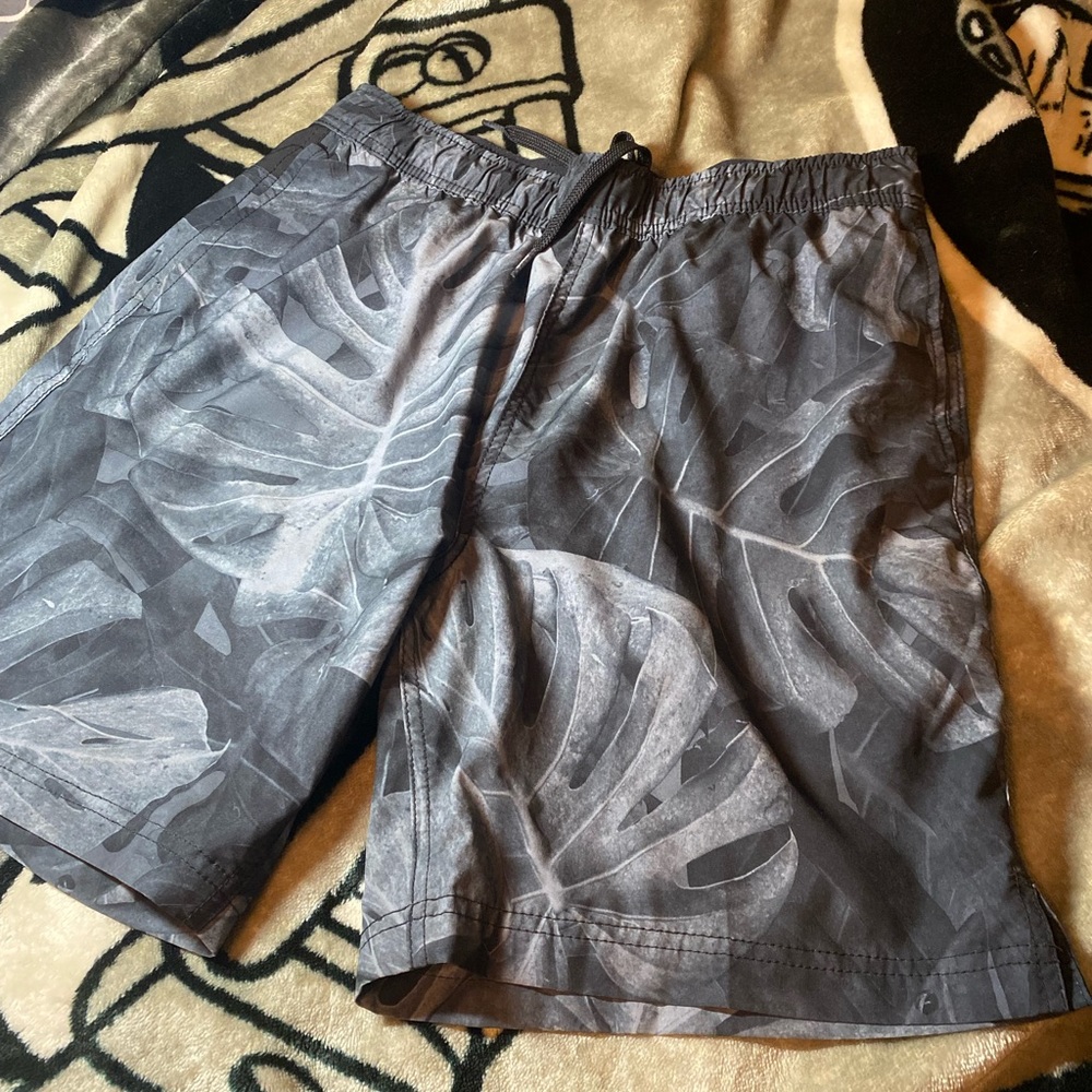 SWIM TRUNKS